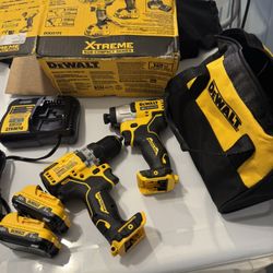 DEWALT XTREME 2-Tool 12V XR Brushless DrilI/Impact Driver with Bag (2-Batteries and Charger Included