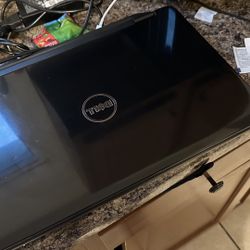 Laptop DeLL