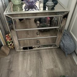 Mirrored  Furniture Set