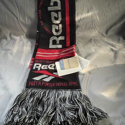Reeebok Classic Scarf