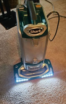 Shark Rotator Speed Powered Lift-Away Vacuum Cleaner - Used - Works like New - South Grand