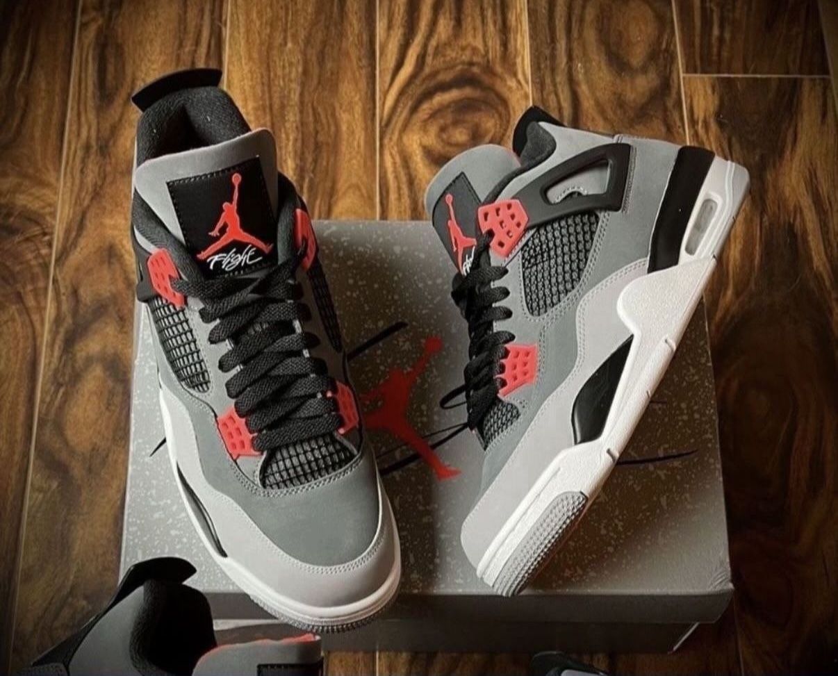 New Jordan 4 Mens 10