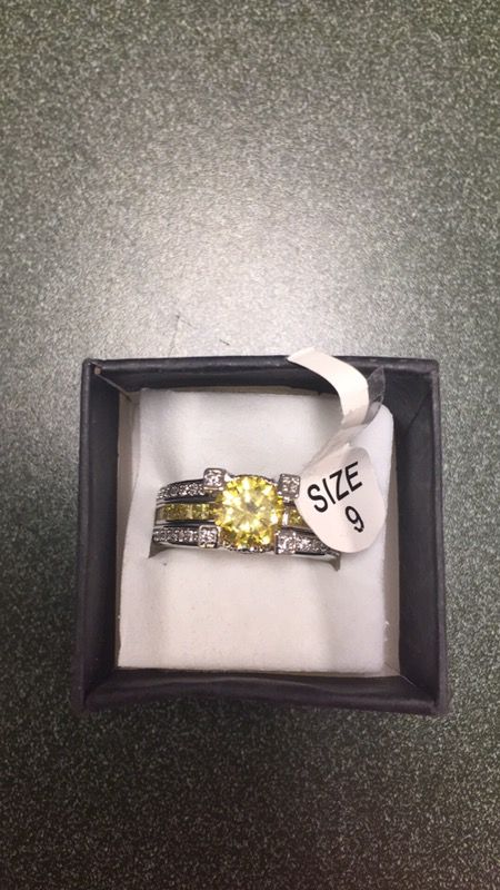 November Birthstone Ring