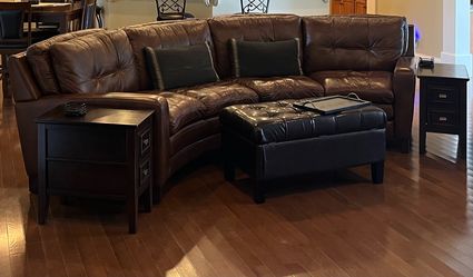 Flexsteel Quality Leather Conversation Sofa