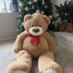 Giant Teddy Bear