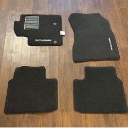 2022-2025 Mitsubishi Outlander Floor Mats, brand new, OEM, never used