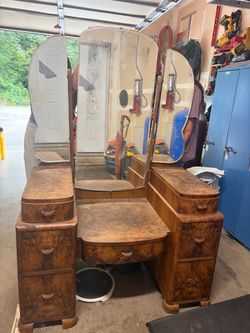 1930s Art Deco waterfall vanity with all three original mirror