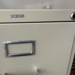 HON 4 Drawer Metal Filing Cabinet 