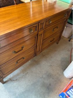 Bedroom furniture - Solid wood