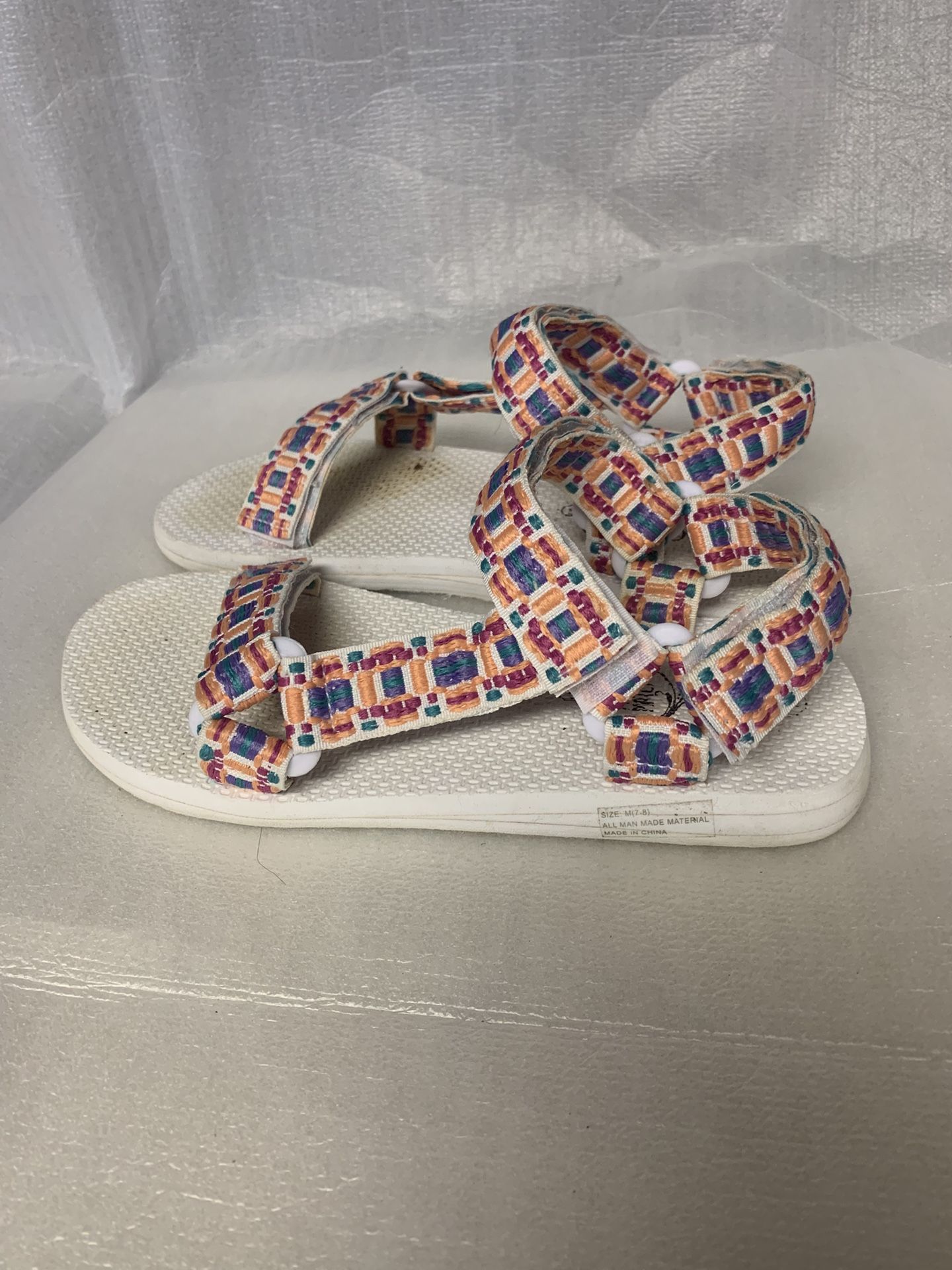 Sole Mates River Sandals 7/8 Multi Color