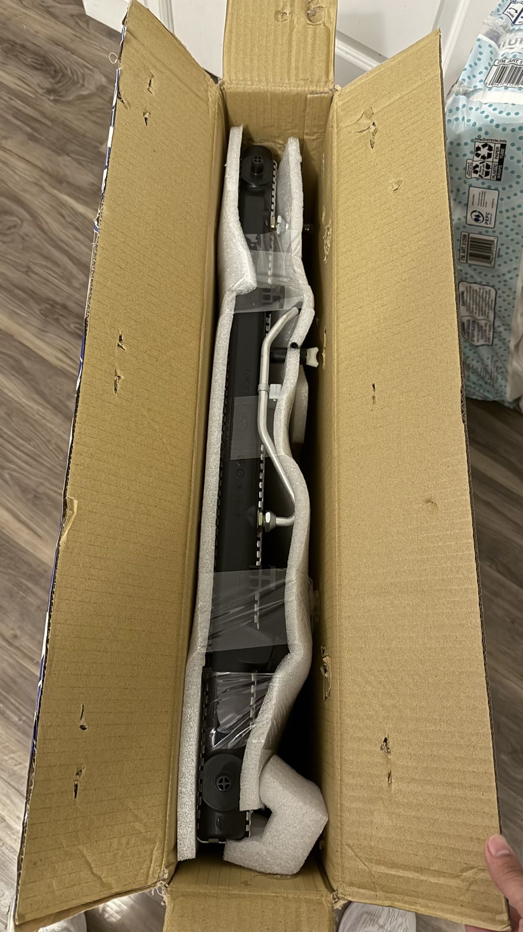 Toyota RADIATOR , Work For 3.5 Engines Like Avalon , Camry , Lexues E350
