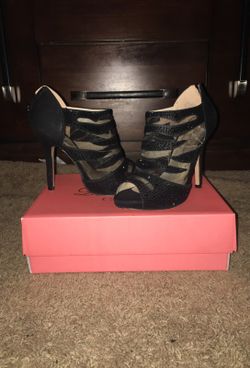 Size 7 heels