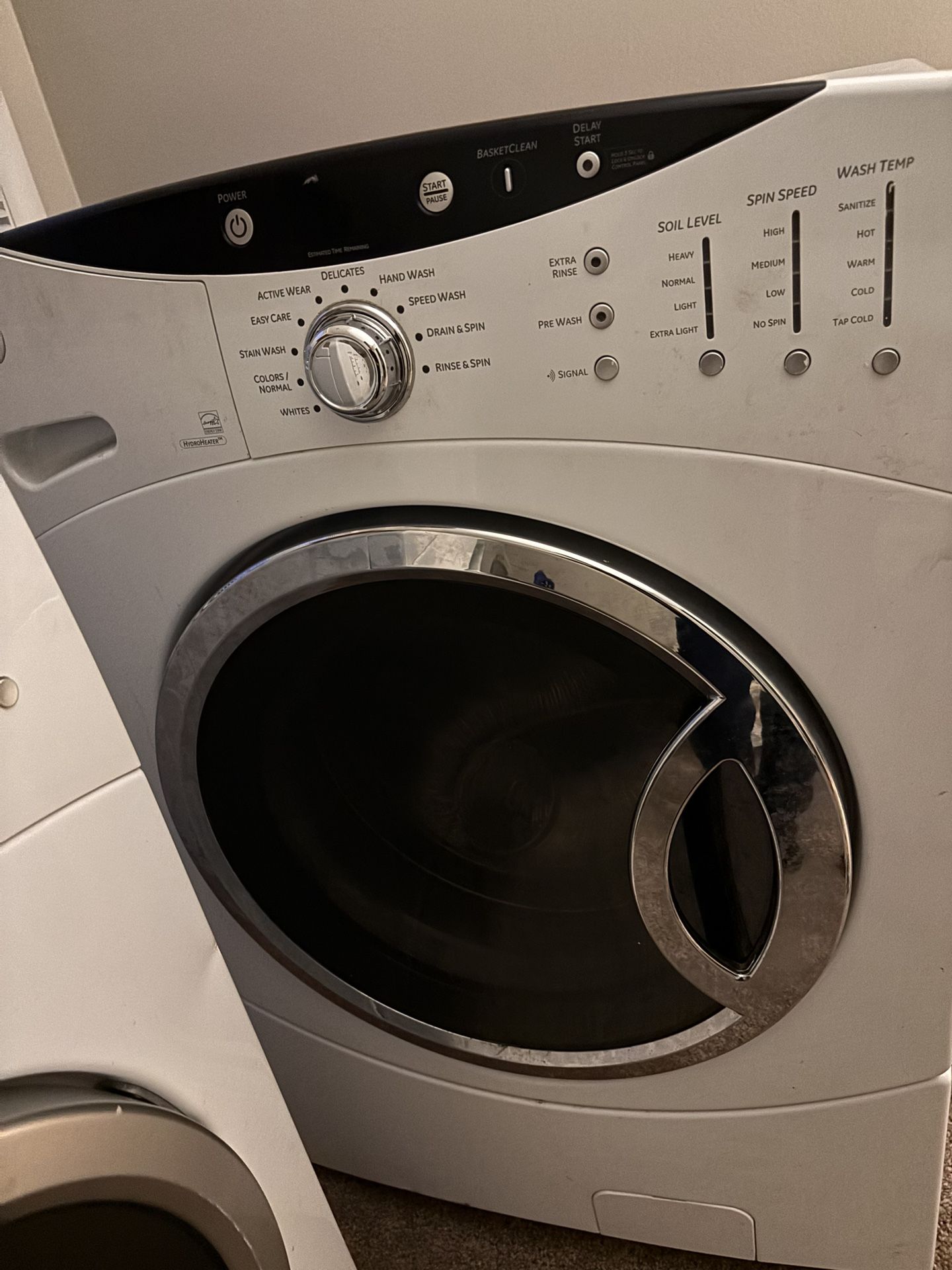 White GE Washer And Dryer