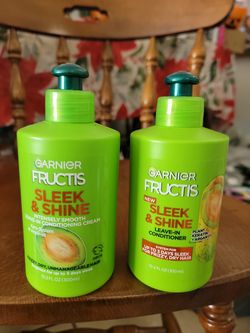 Dos cremas desenrredan El cabello