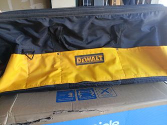 DeWalt Nylon Contractors Bag 28in