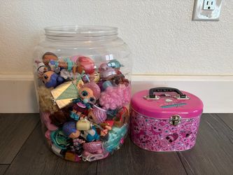 Massive collection of lol dolls, and accessories Massive collection of lol dolls, and accessories