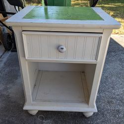 Nightstand End Table Make An Offer