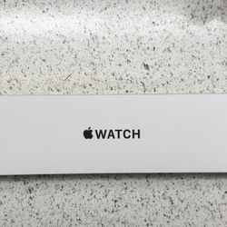 Apple Watch SE (44mm) - Black
