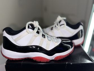 Jordan 11 Retro Low Concord Bred