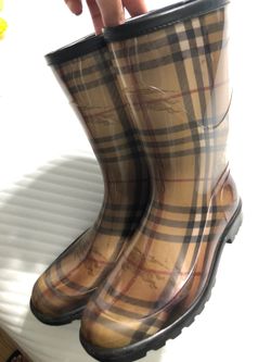 Authentic Burberry Rain Boots size 8