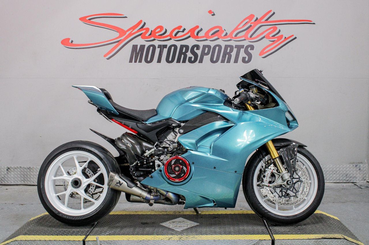 2018 Ducati Panigale V4 S