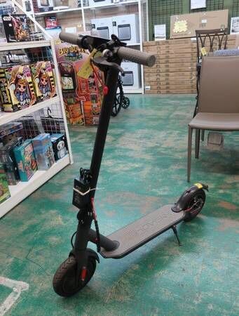 Hover-1 Journey Folding Electric Scooter in Black -For Parts or Repair