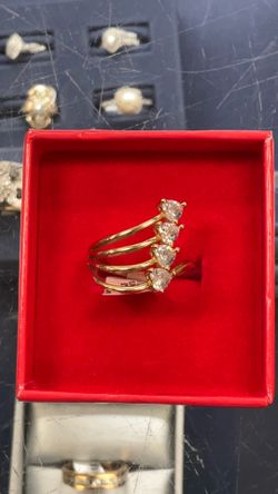 4 hearts gold ring