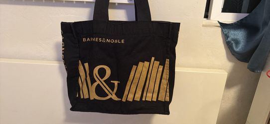 Barnes & Noble Bag