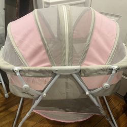 Dream On Me Bassinet 