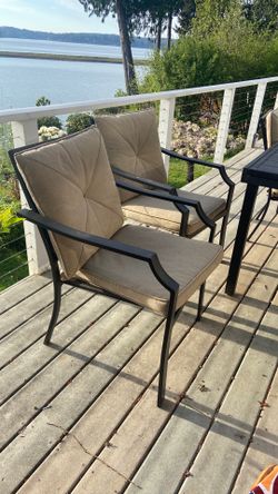 Stackable outdoor chairs