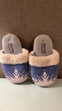 Frozen Medium Slippers