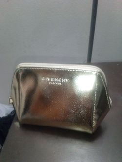 Givenchy cosmetics handbag (Golden)