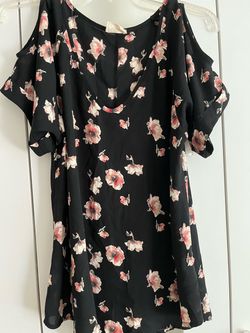 Black chiffon blouse with flowers.Size M.