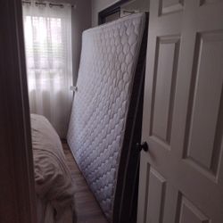 New R V King Size Mattress 