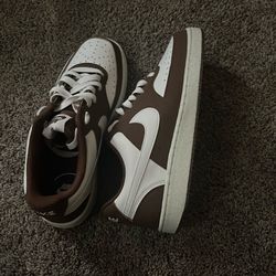 Nike low vision court