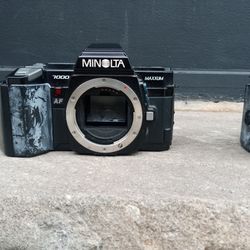 Minolta Film Camera Body Lot