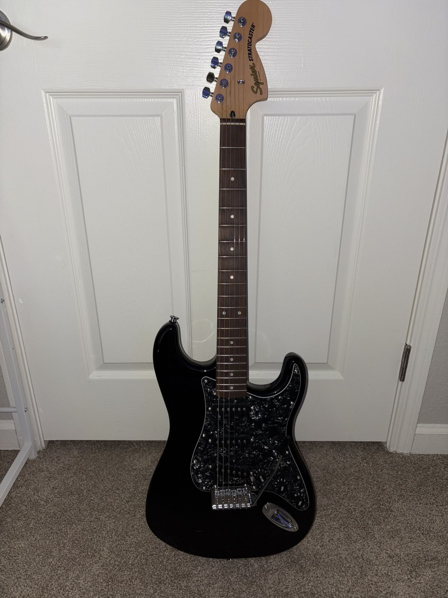 FENDER SQUIRE AFFINITY STRATOCASTER