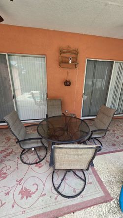 Patio table 4 chairs