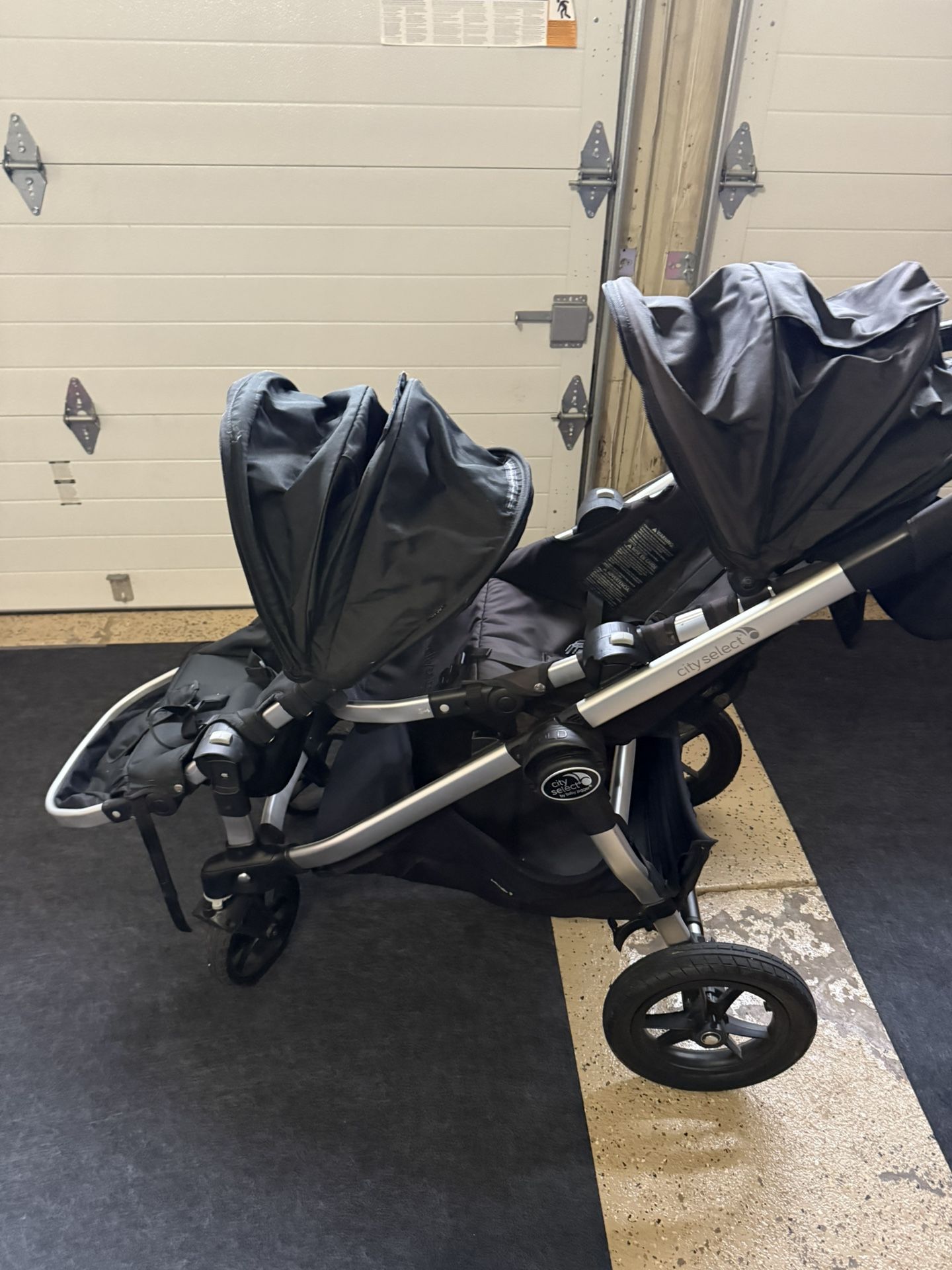 Baby jogger City Select Double Stroller