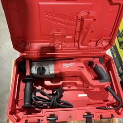 Milwuakee 1in Sds Rotary Plus Hammer Drill 
