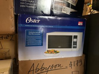 Oster 0.9 cft Microwave