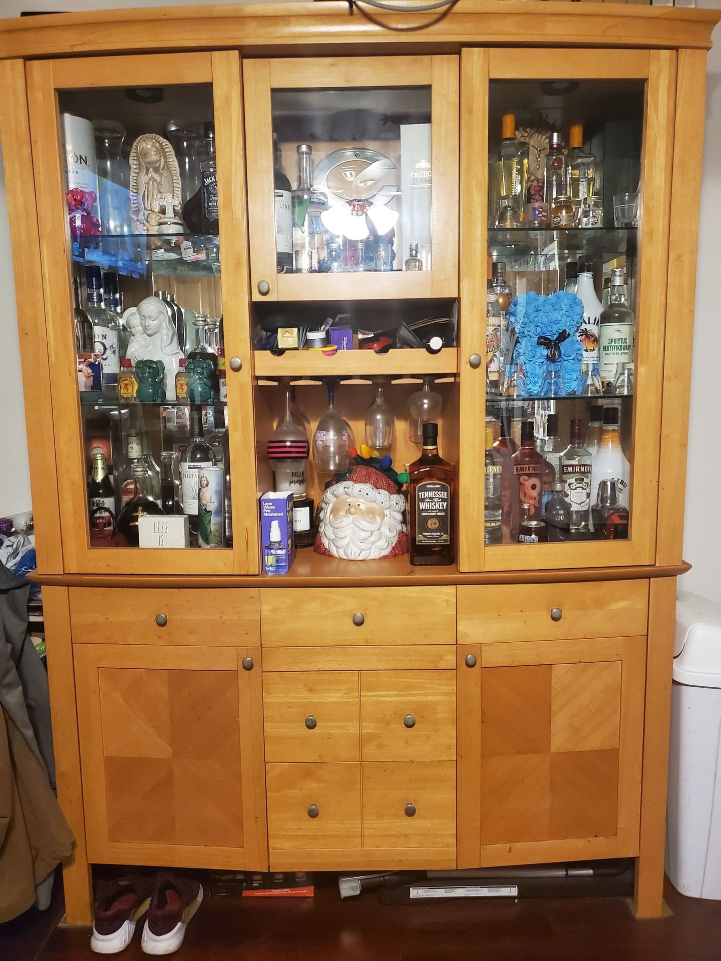 China cabinet