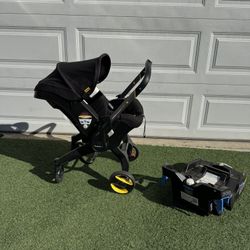 Doona Car Seat Stroller with Base 