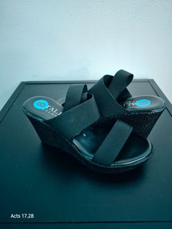 🔥💸 SIZE 8 BUNDLE! 2 Pairs Italian & Platform Sandal Goals!
