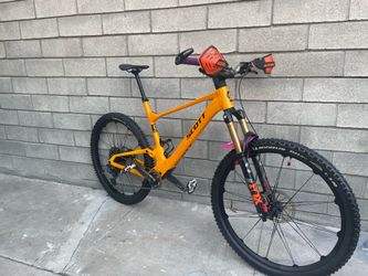 2024 Scott Spark
