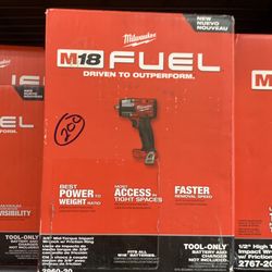 Milwaukee New 3/8” Mid Impact Wrench 18M 