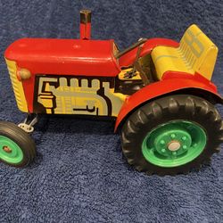 Vintage Schylling Tractor wind up tin toy – steering wheel missing 