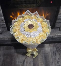 Ramo De Rosas Eternas