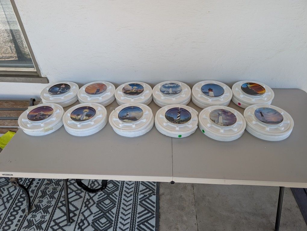 Lighthouse's Of America Collector Plates