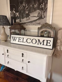 Welcome sign